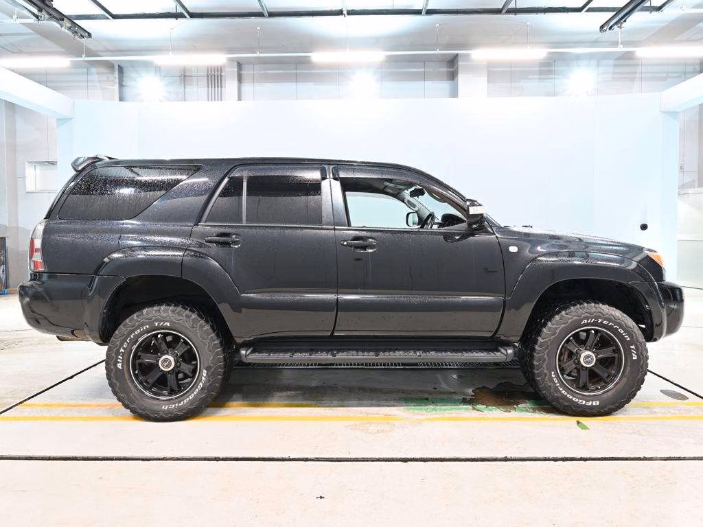 TOYOTA HILUX SURF