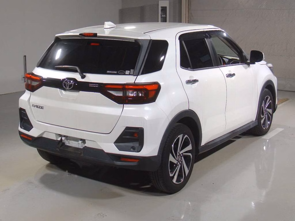 TOYOTA RAIZE
