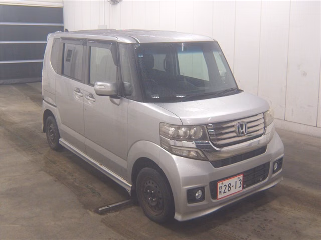 HONDA N-BOX