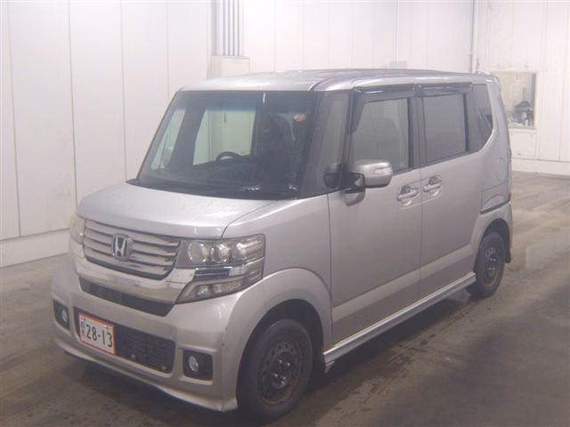 HONDA N-BOX