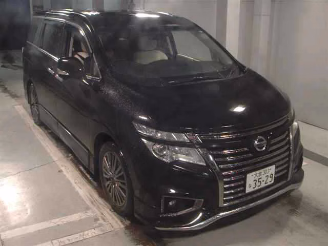 NISSAN ELGRAND
