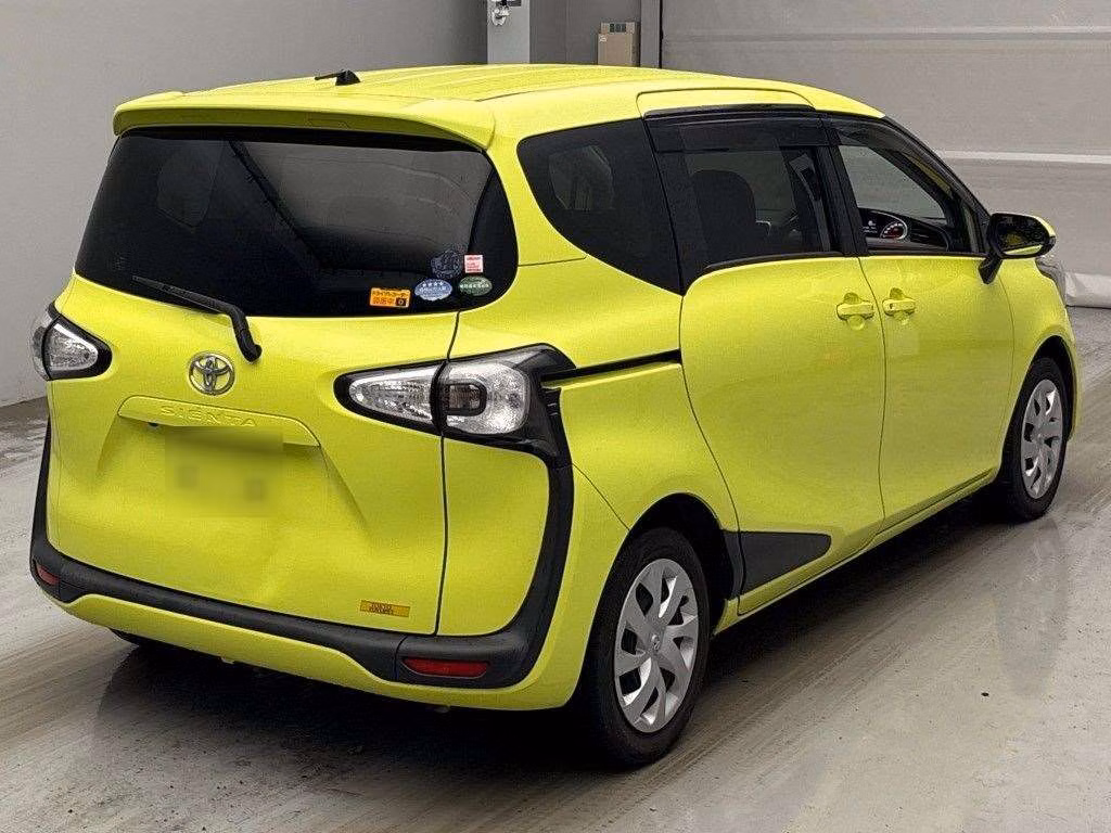 TOYOTA SIENTA