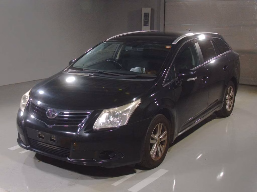 TOYOTA AVENSIS