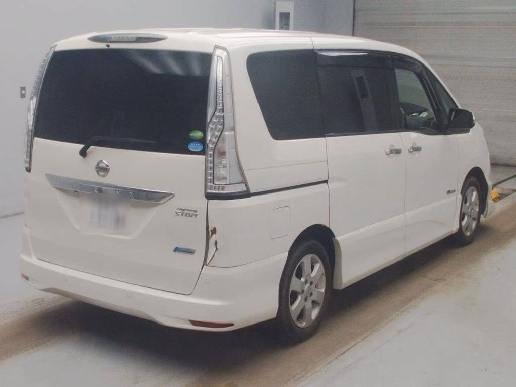 NISSAN SERENA