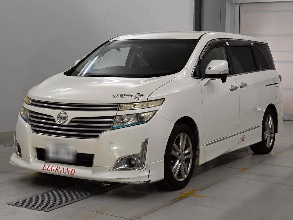 NISSAN ELGRAND