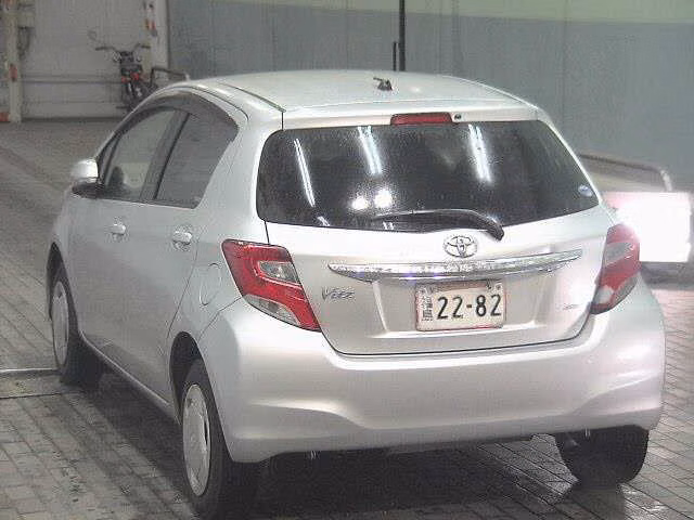 TOYOTA VITZ