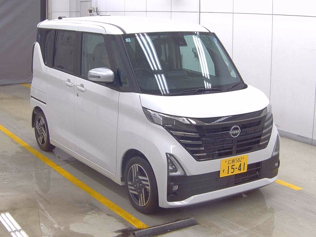 NISSAN ROOX