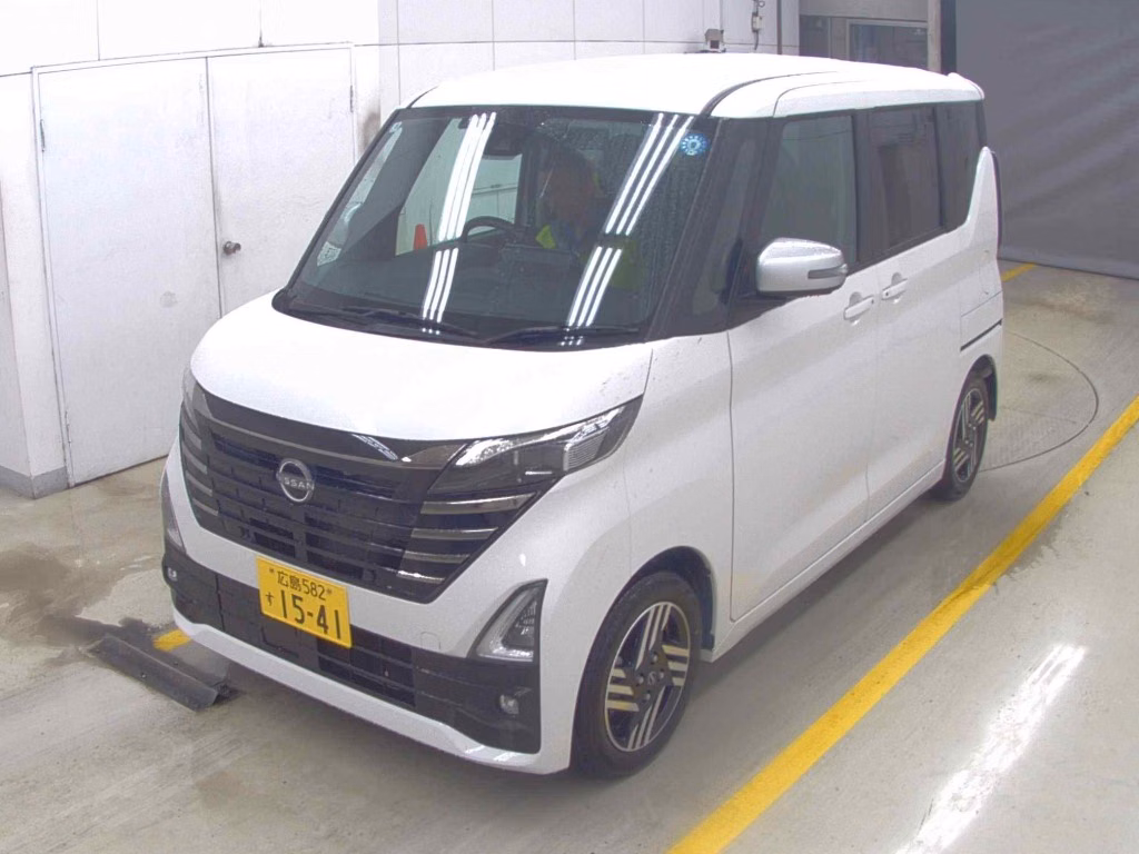 NISSAN ROOX