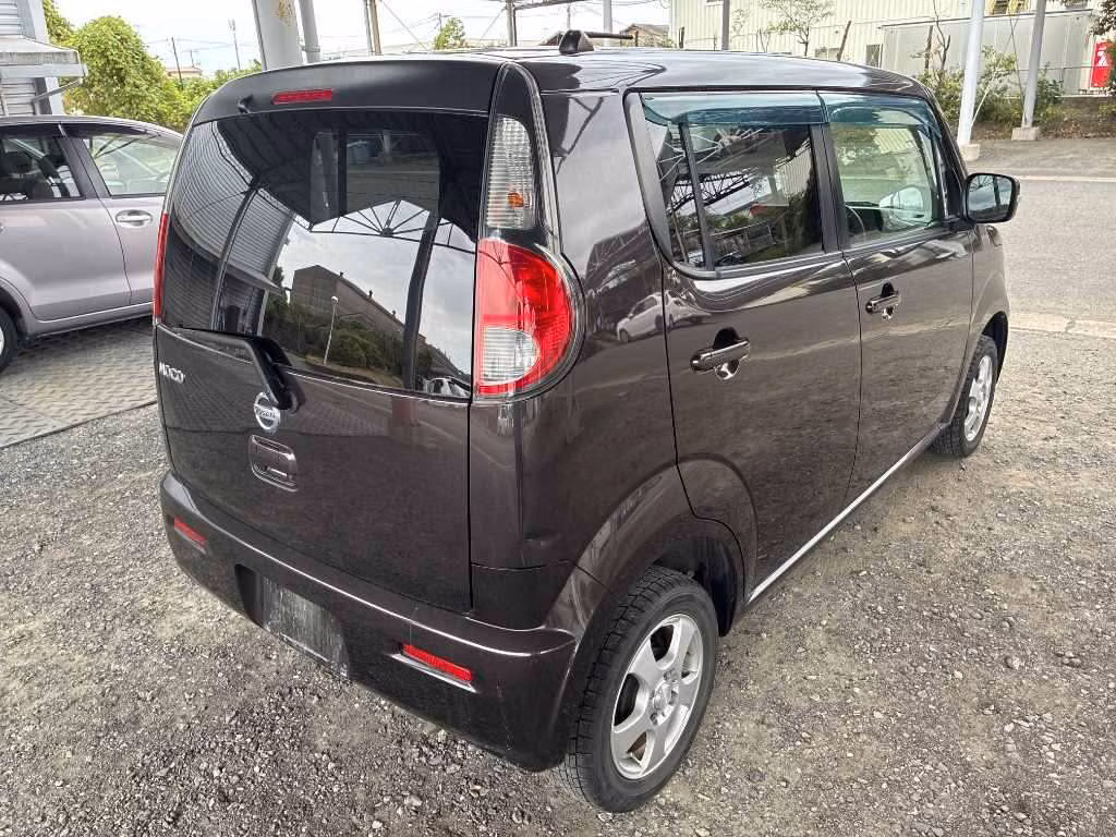 NISSAN MOCO
