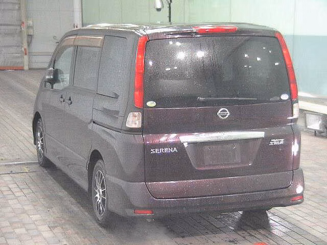 NISSAN SERENA