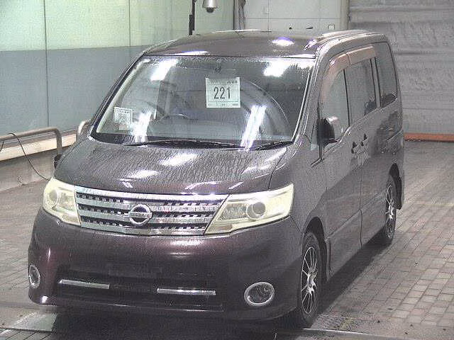 NISSAN SERENA