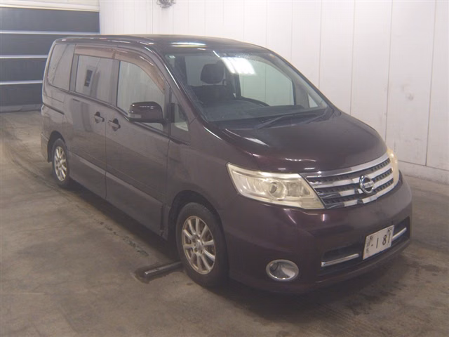 NISSAN SERENA