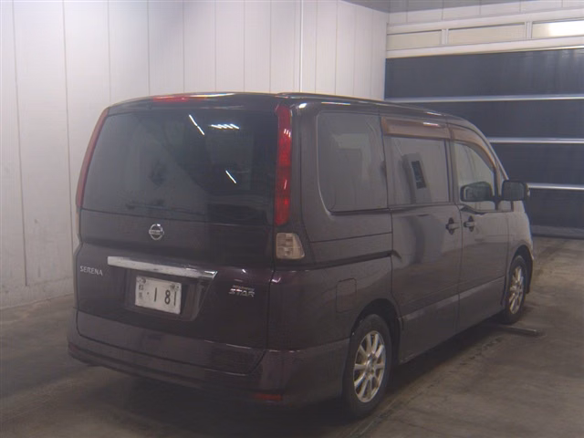 NISSAN SERENA