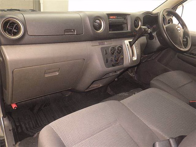 NISSAN NV350 CARAVAN
