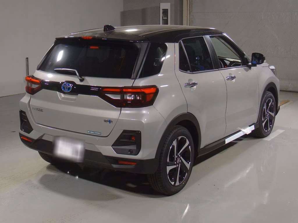 TOYOTA RAIZE