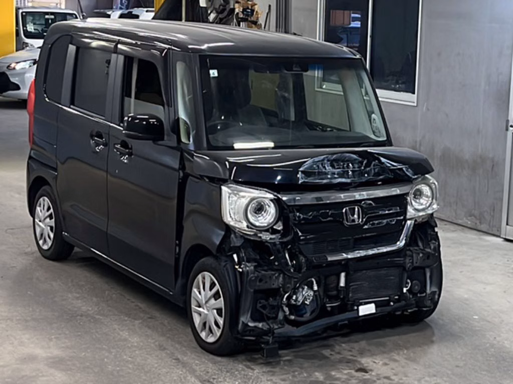 HONDA N-BOX