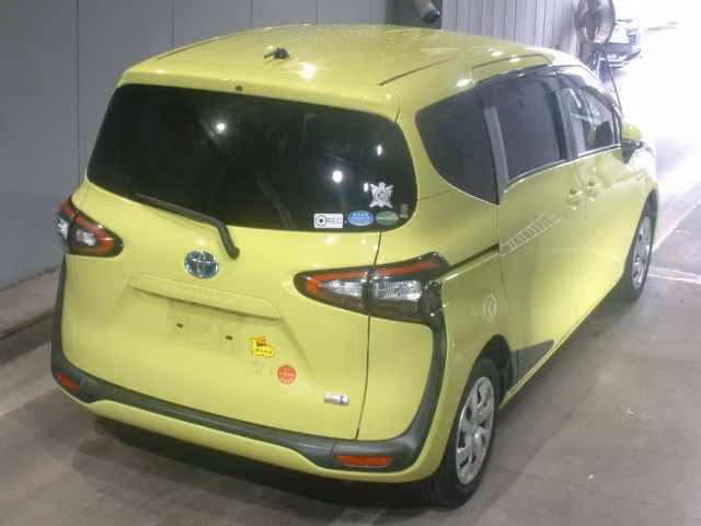 TOYOTA SIENTA