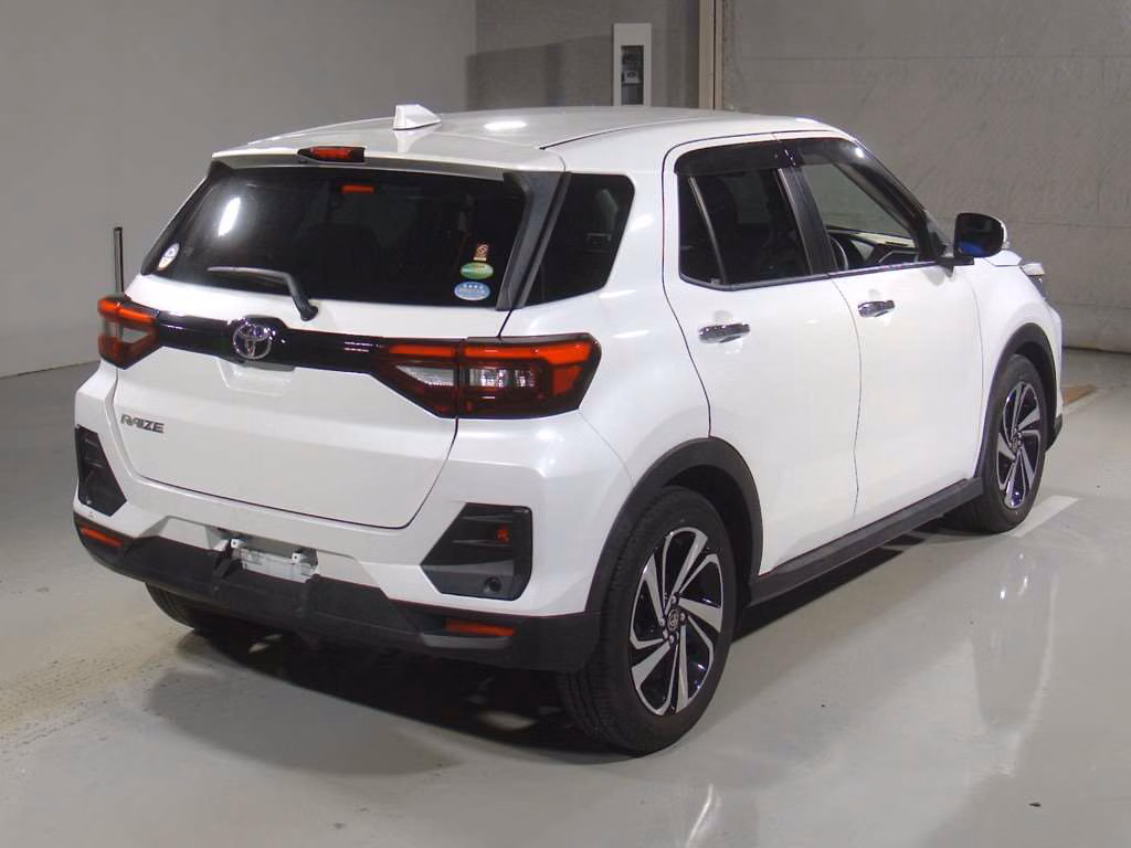 TOYOTA RAIZE