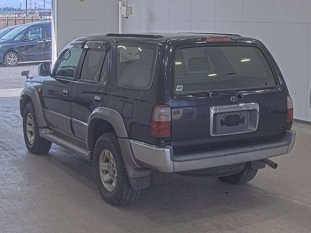 TOYOTA HILUX SURF