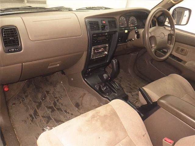 TOYOTA HILUX SURF