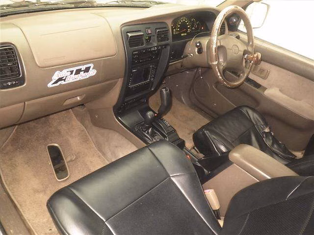 TOYOTA HILUX SURF