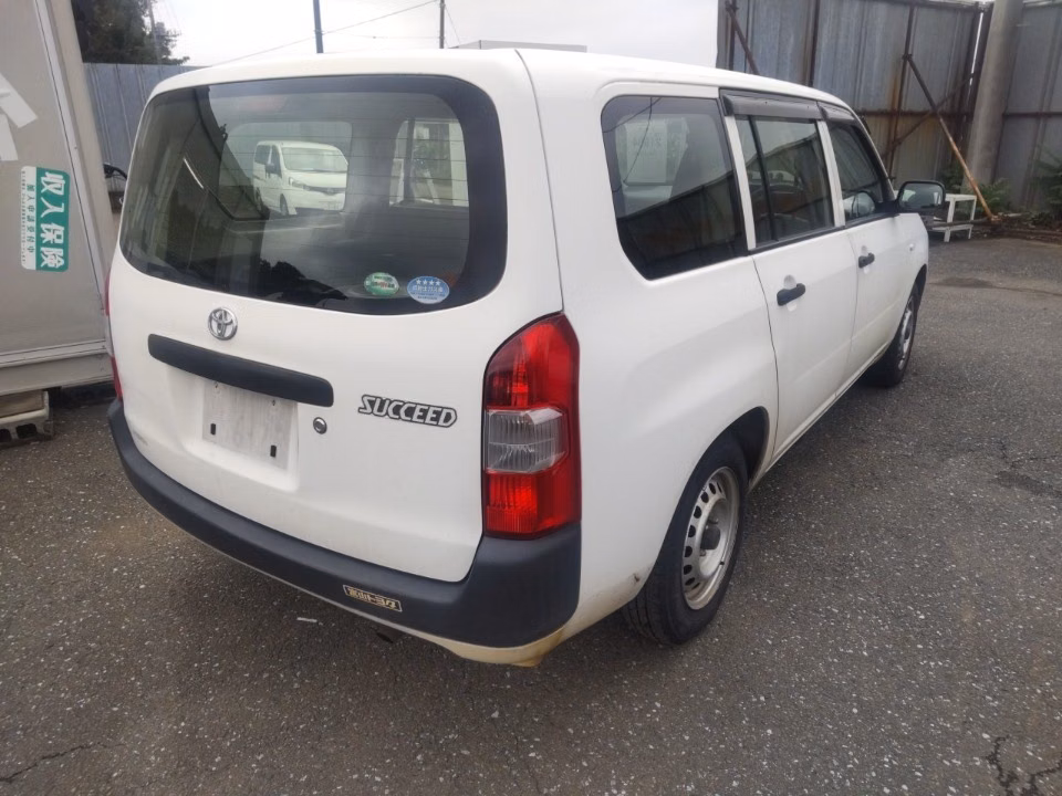 TOYOTA PROBOX