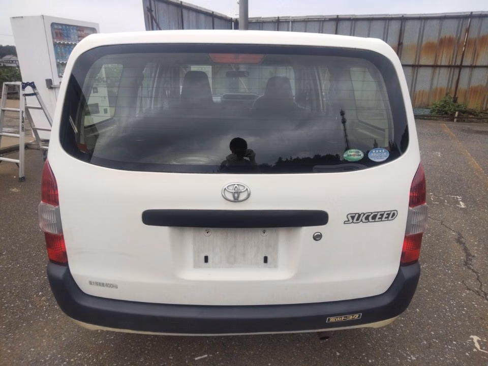 TOYOTA PROBOX