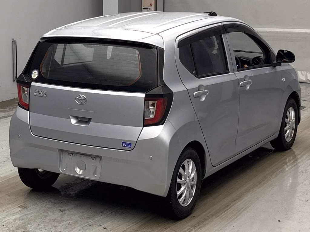 TOYOTA PIXIS EPOCH