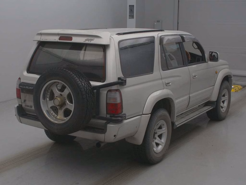 TOYOTA HILUX SURF