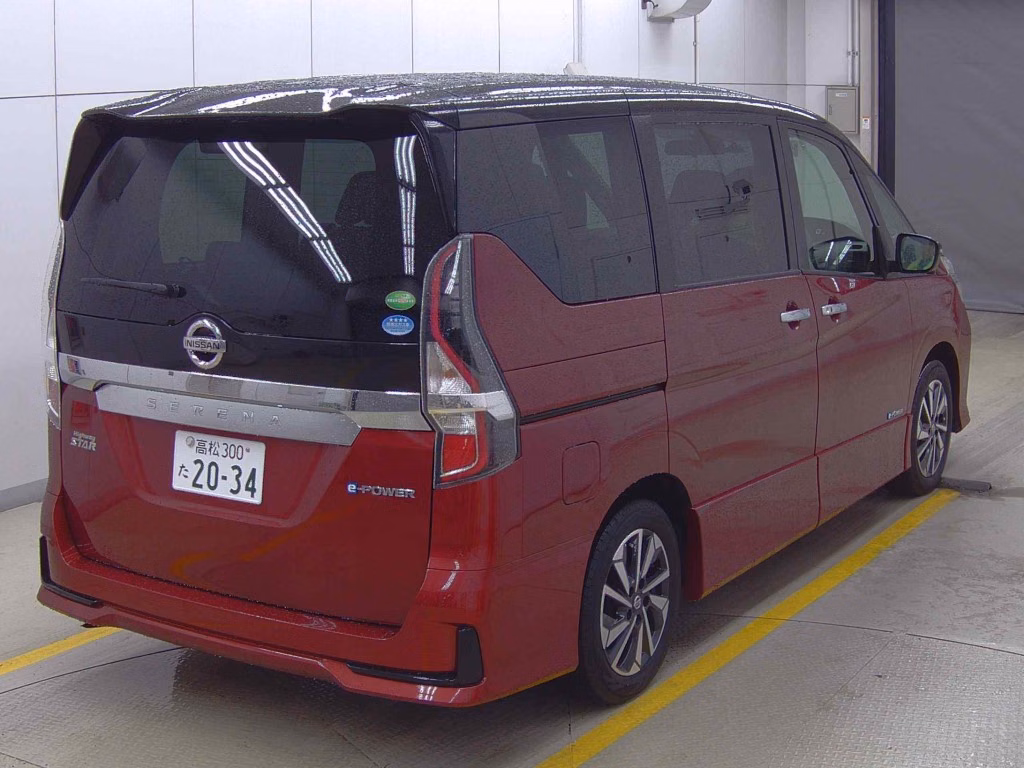 NISSAN SERENA