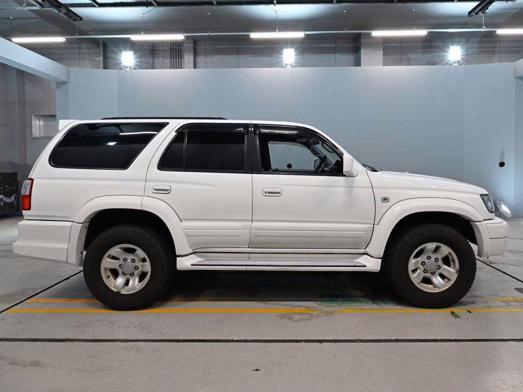 TOYOTA HILUX SURF