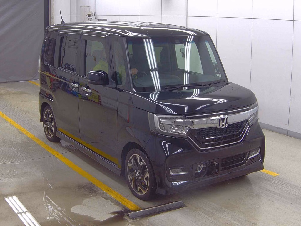 HONDA N-BOX