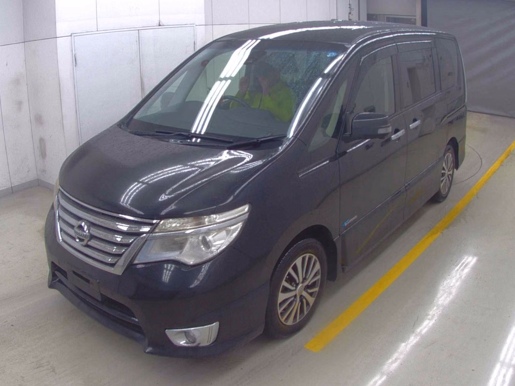 NISSAN SERENA