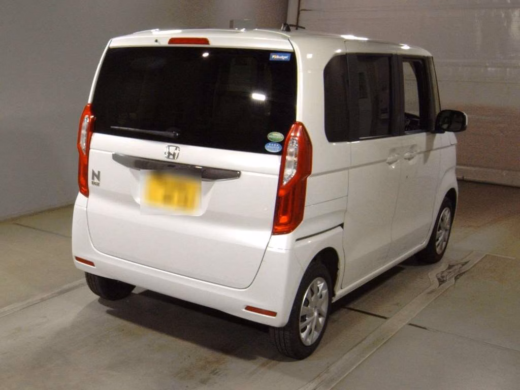 HONDA N-BOX