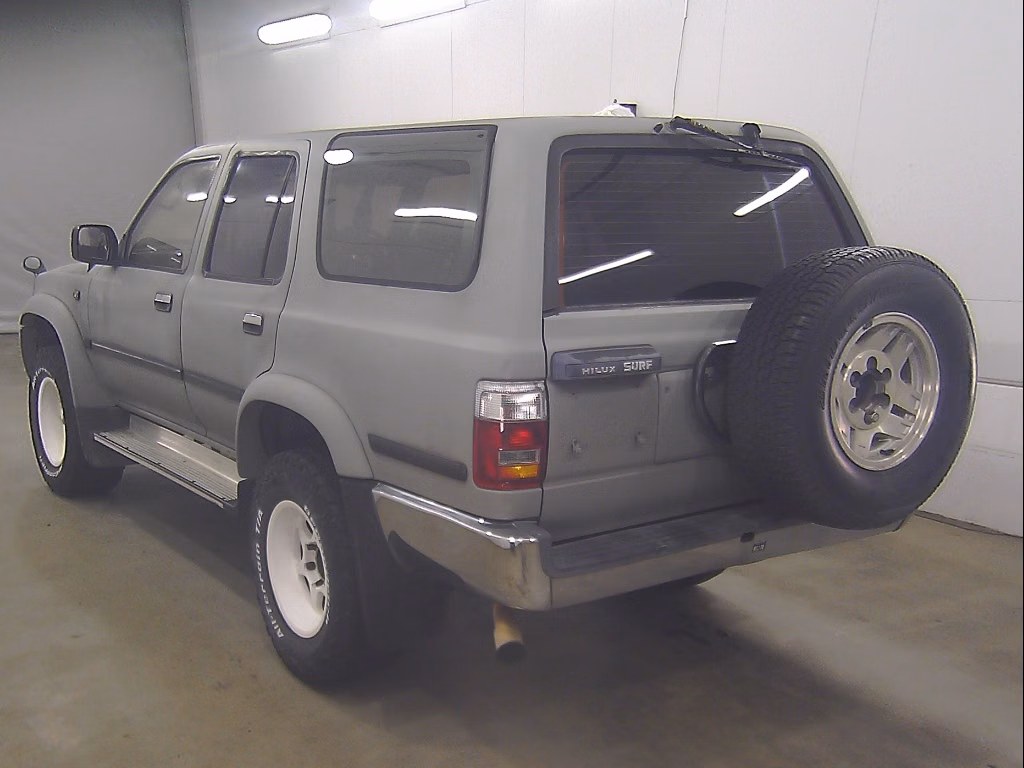 TOYOTA HILUX SURF