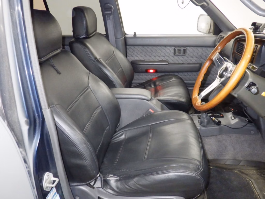 TOYOTA HILUX SURF