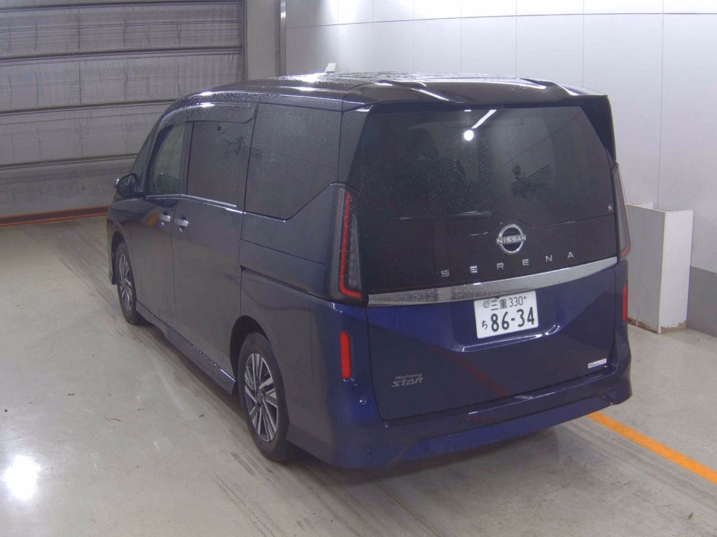 NISSAN SERENA