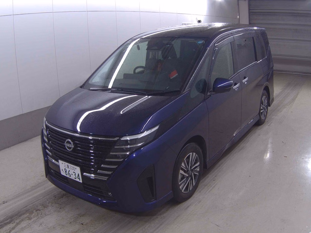NISSAN SERENA