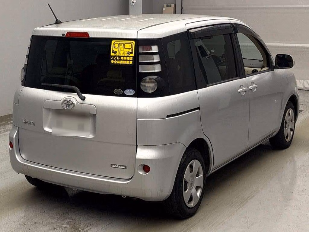 TOYOTA SIENTA