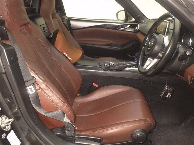 MAZDA ROADSTER