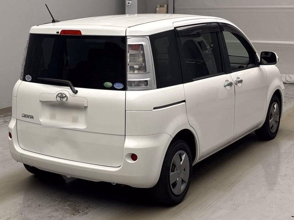 TOYOTA SIENTA