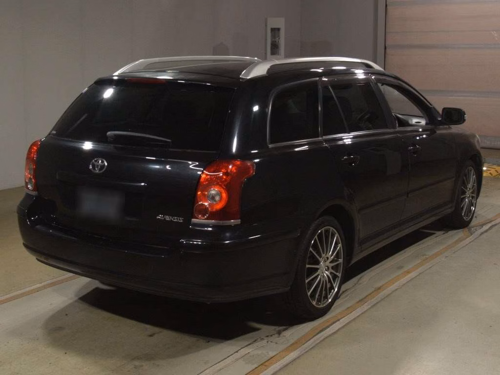 TOYOTA AVENSIS