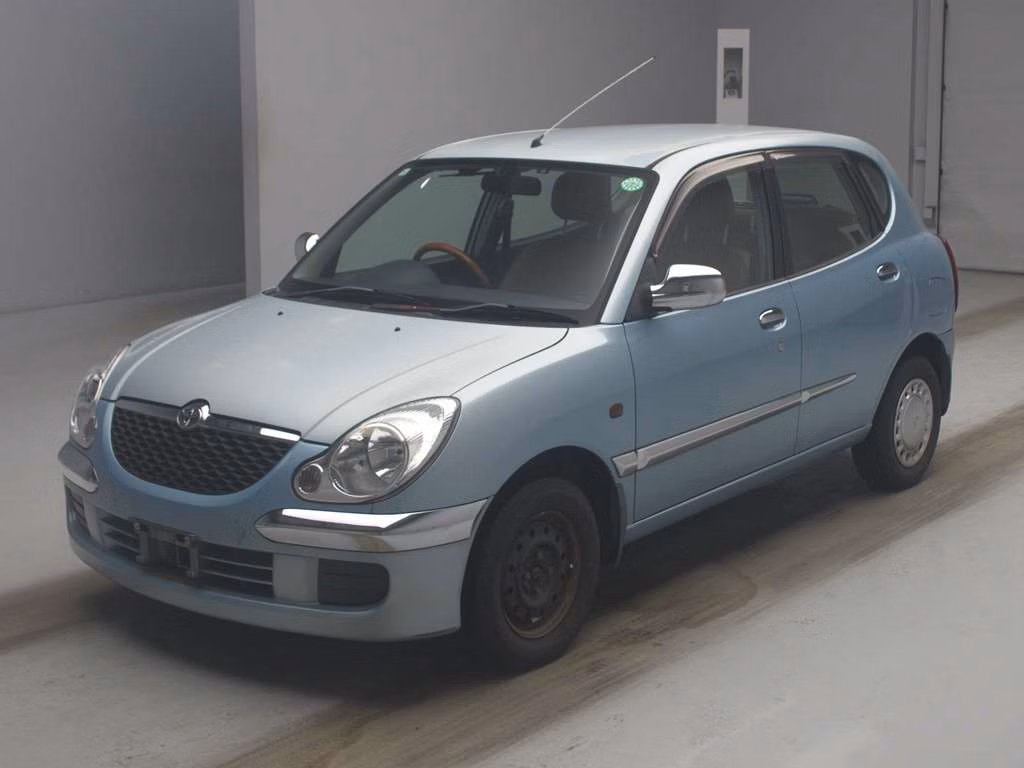 TOYOTA DUET