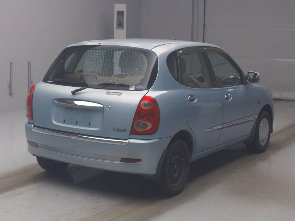 TOYOTA DUET