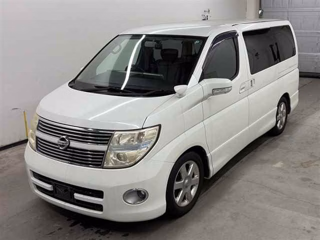 NISSAN ELGRAND