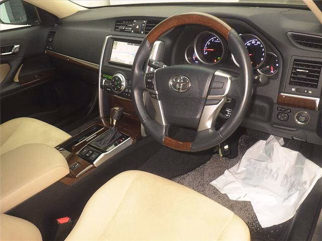 TOYOTA MARK X