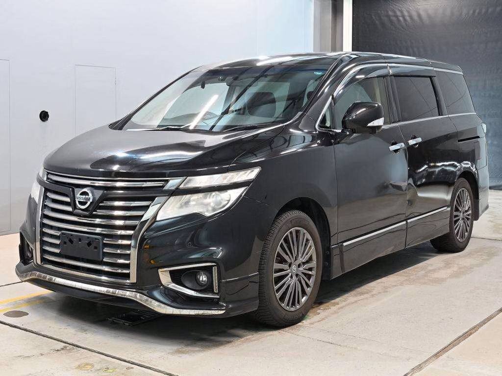 NISSAN ELGRAND