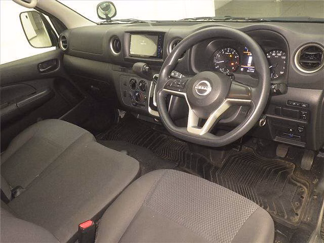 NISSAN CARAVAN