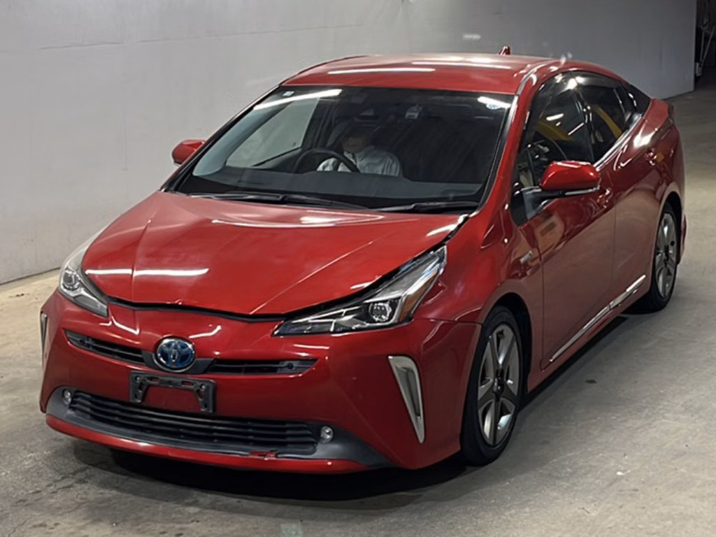 TOYOTA PRIUS