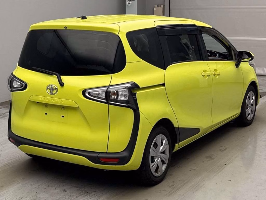 TOYOTA SIENTA